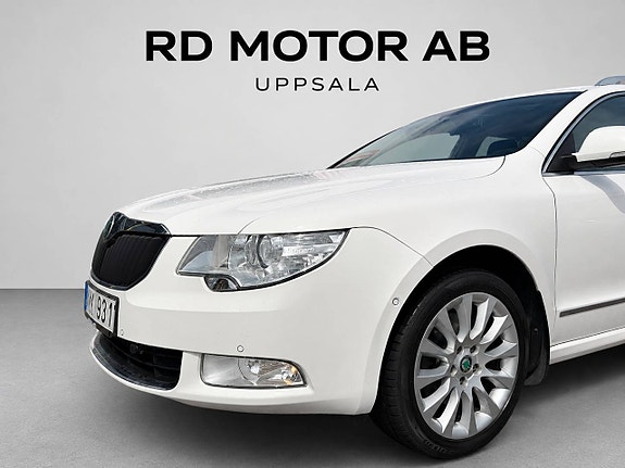 Skoda Superb 3 of 5