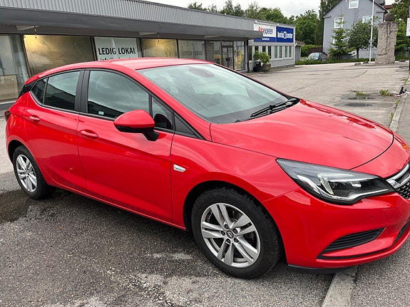 Opel Astra 3 of 5