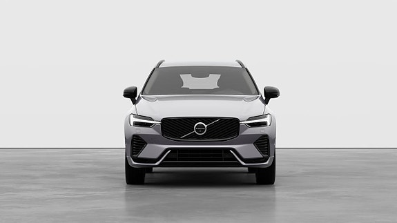 Volvo XC60 2 of 5