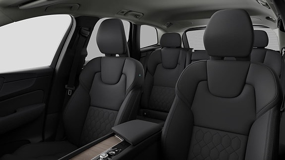 Volvo XC60 13 of 29