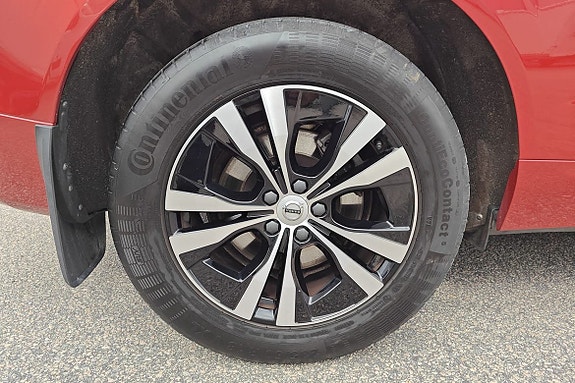 Volvo XC60 10 of 21