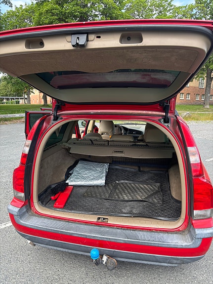 Volvo V70 5 of 5