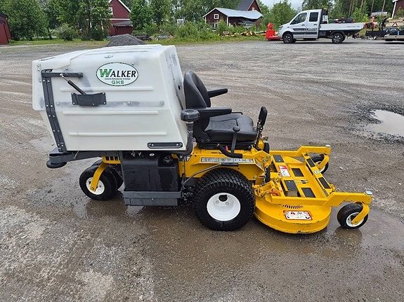Walker MTGHS 26HP 3 of 5