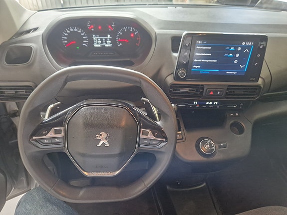 Peugeot Partner 7 of 17