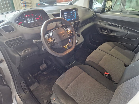 Peugeot Partner 6 of 17