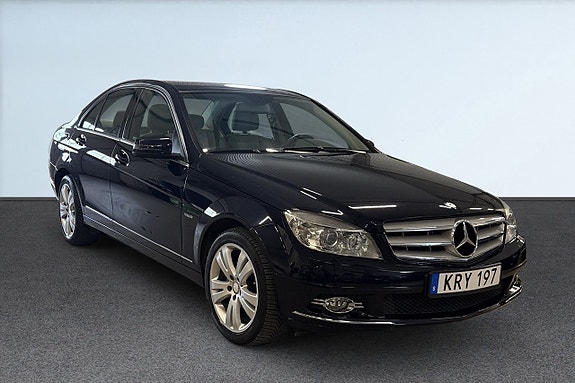 Mercedes-Benz C180 7 of 21