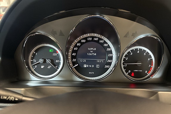 Mercedes-Benz C180 20 of 21