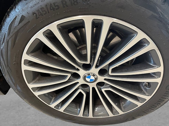 BMW 520 8 of 26