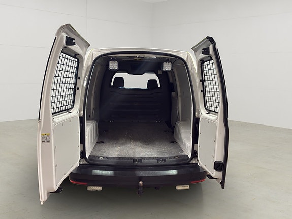 Volkswagen Caddy Maxi 12 of 30