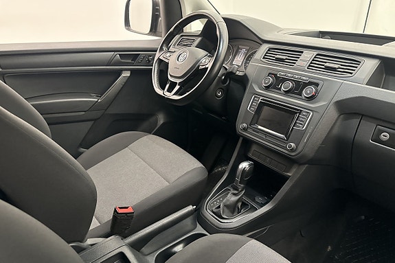 Volkswagen Caddy Maxi 26 of 30