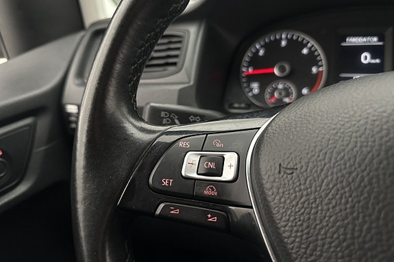 Volkswagen Caddy Maxi 18 of 30