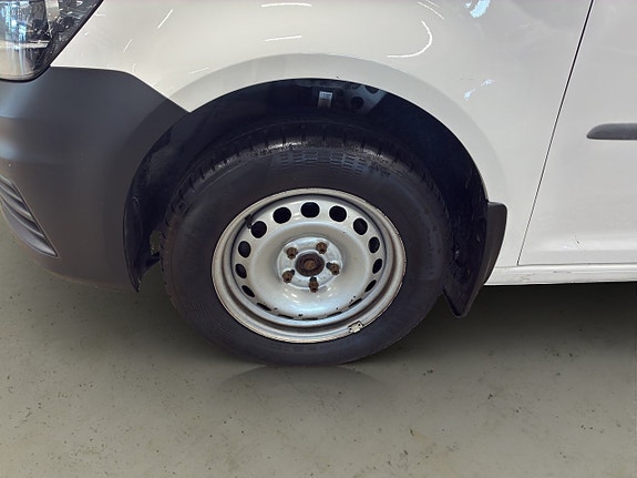 Volkswagen Caddy Maxi 27 of 30