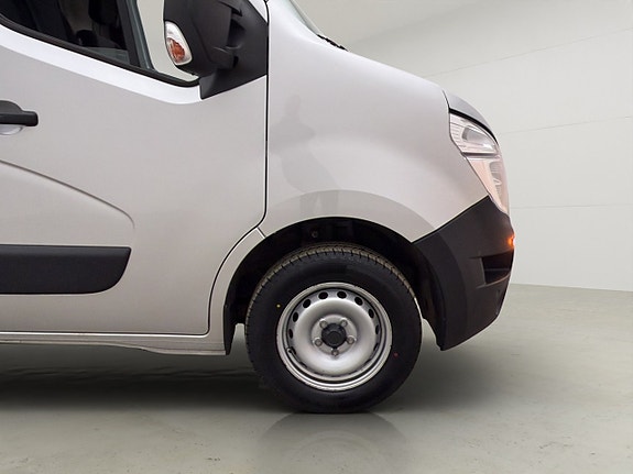 Nissan Interstar 30 of 30