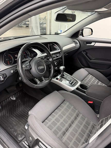 Audi A4 9 of 19