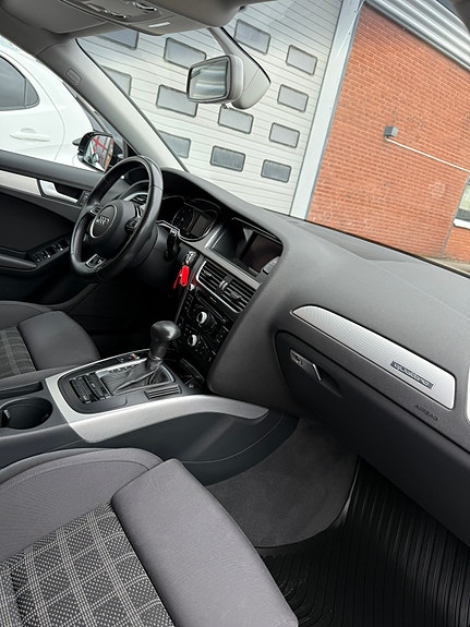 Audi A4 11 of 19