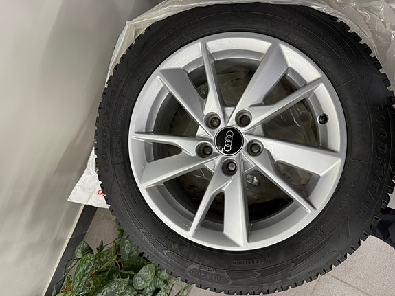 Audi A4 14 of 19