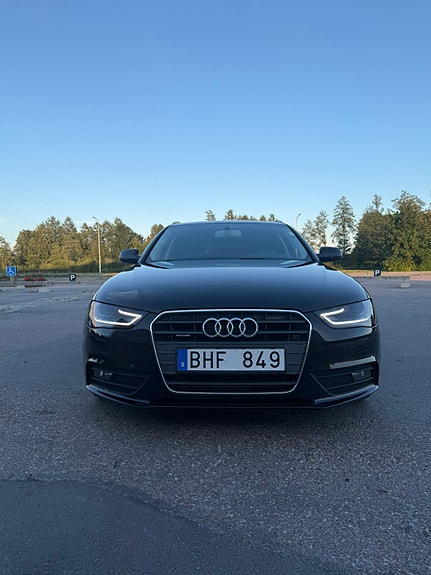 Audi A4 2 of 19