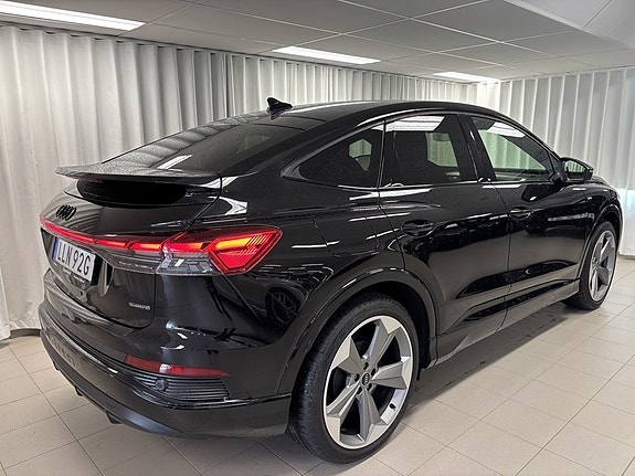 Audi Q4 Sportback e-tron 4 of 5