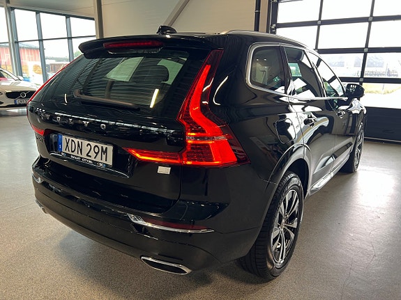 Volvo XC60 3 of 5
