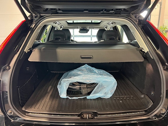 Volvo XC60 5 of 5