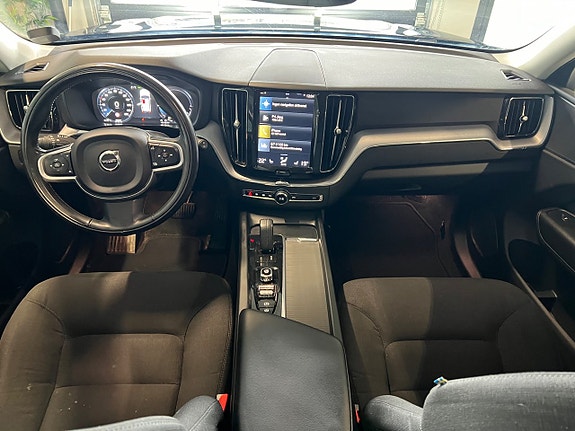 Volvo XC60 12 of 21