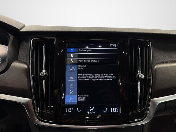 Volvo V90 Cross Country 17 of 22