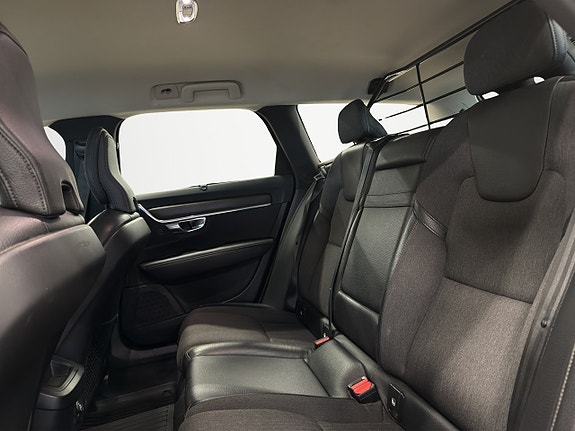 Volvo V90 Cross Country 11 of 22