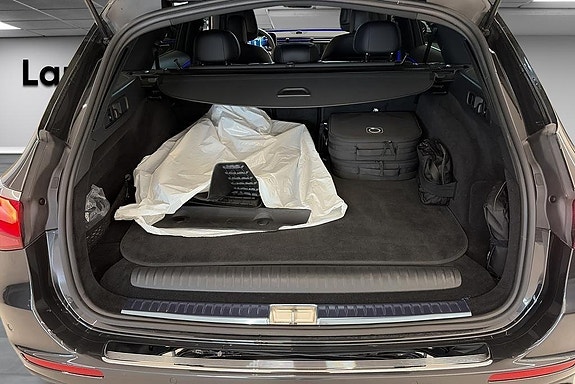 Mercedes-Benz E300 de 14 of 17
