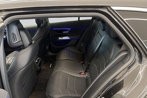 Mercedes-Benz E300 de 9 of 17