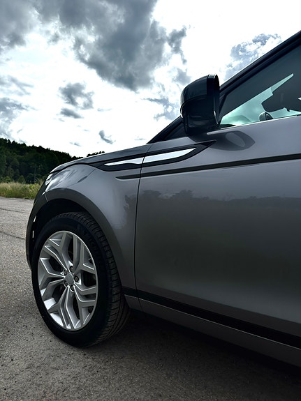 Land Rover Range Rover Evoque 4 of 5