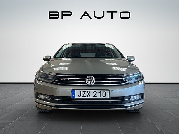 Volkswagen Passat 4 of 5