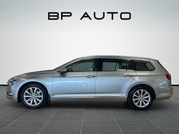 Volkswagen Passat 3 of 5