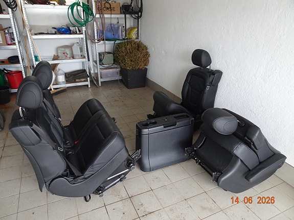 Mercedes-Benz V250 d 4 of 5