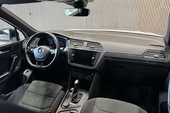 Volkswagen Tiguan 6 of 11
