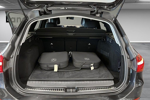 Mercedes-Benz C300 e 14 of 18