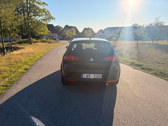 Seat Leon 3 of 6