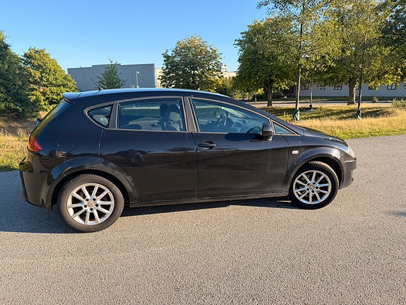 Seat Leon 4 of 6
