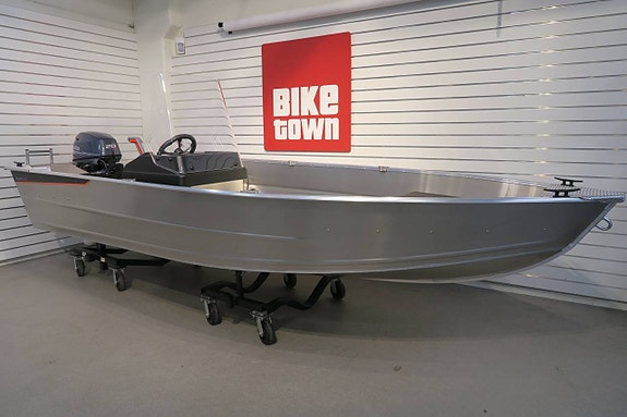 Buster XSR med Yamaha F20 äntligen åter i butik!