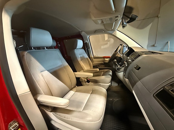 Volkswagen Transporter 15 of 17