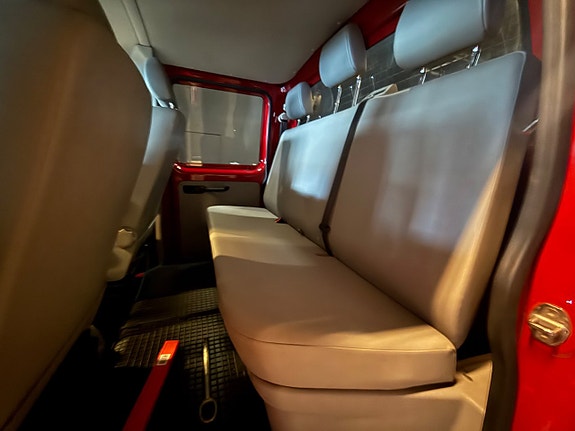 Volkswagen Transporter 17 of 17