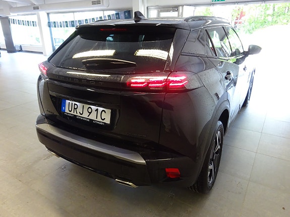 Peugeot 2008 3 of 5