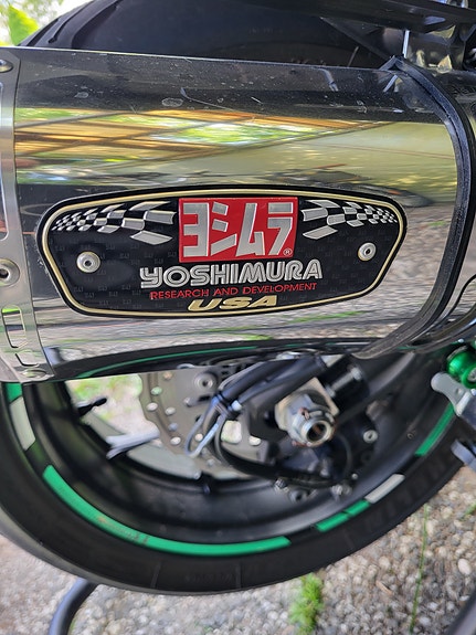 Kawasaki Ninja ZZ-R1400 4 of 6