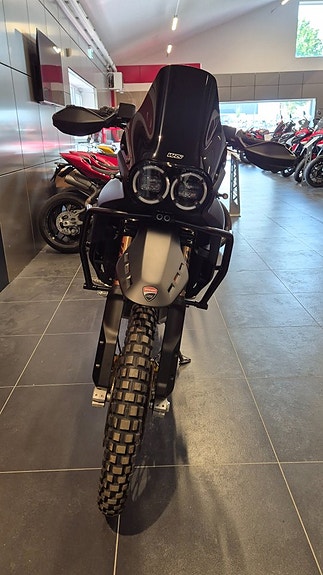 Ducati Desert X Rally Special 4 of 4