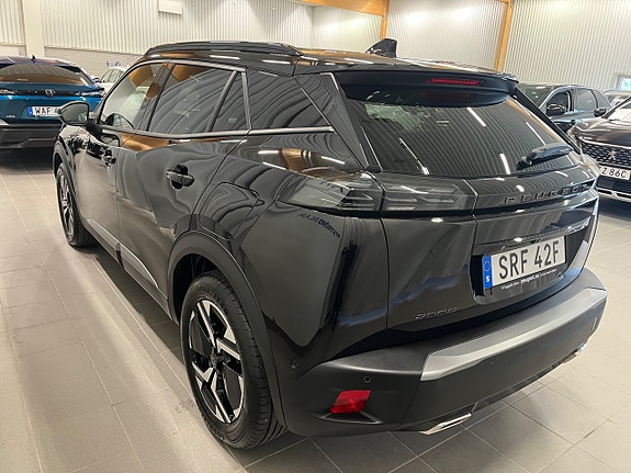 Peugeot 2008 3 of 5