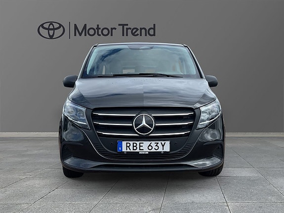 Mercedes-Benz eVito Tourer 5 of 5
