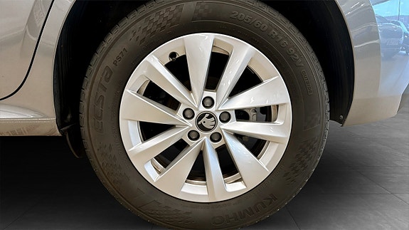 Skoda Kamiq 6 of 12