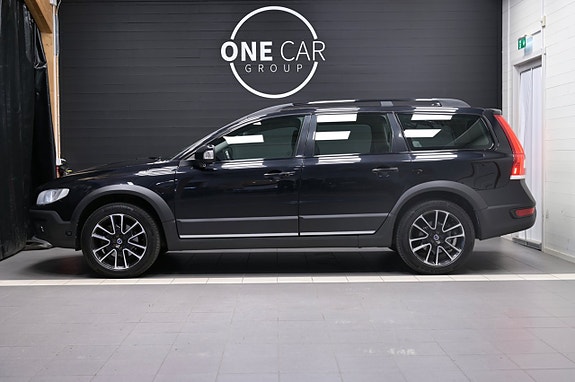 Volvo XC70 4 of 5