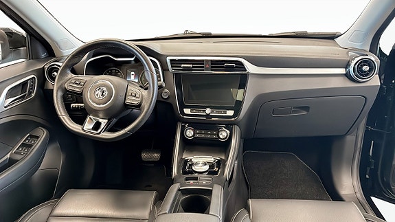 MG ZS EV 4 of 5