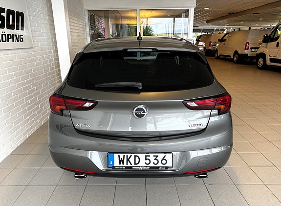 Opel Astra 4 of 5