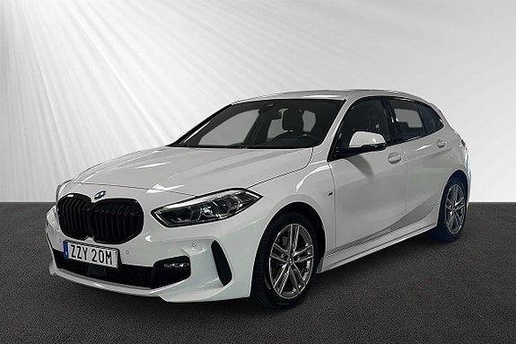 BMW 118d 4 of 5